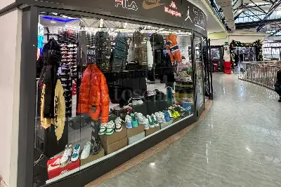 Negozio in vendita, Via dell'Appagliatore, Roma