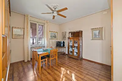 Villa in vendita, Via Scuole, Desenzano del Garda