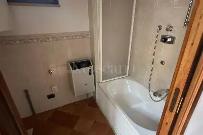 Casa Indipendente in vendita, Via Umberto I, Cremolino