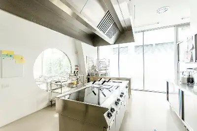 Stabile Uso Ufficio in vendita, Corso Sempione 34, Milano