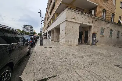 Negozio in vendita, Corso della Repubblica, Latina