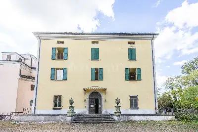 Villa in vendita, Via Persicetana, Calderara di Reno