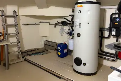 Stabile Uso Ufficio in vendita, Via Santa Gonda, Prato