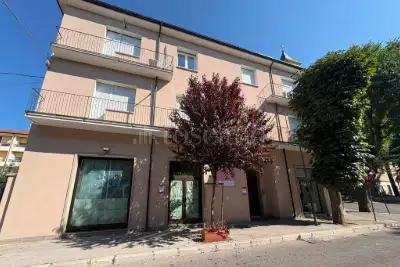 Negozio in vendita, Via Nazario Sauro, Avezzano