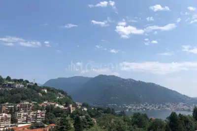 Casa in vendita, Via Cardano, Como