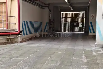 Box in affitto, Via dei Prati dei Papa, Roma