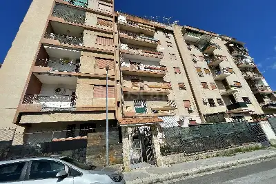 Casa in vendita, Piazza Benvenuto Cellini, Palermo