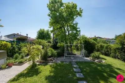 Villino a Schiera in vendita, Viale Chino Ermacora, Fiume Veneto
