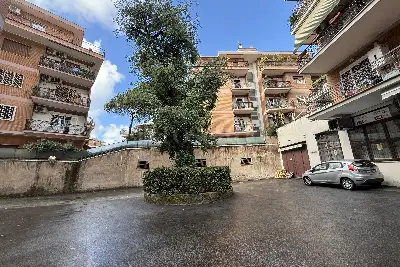 Posto Auto in affitto, Via Virginia Agnelli, Roma