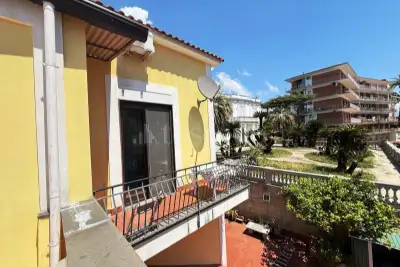 Palazzo in vendita, Via Nicola Ricciardi, Napoli