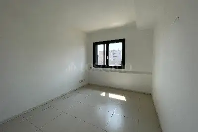 Casa in vendita, Via Cosenz , Milano