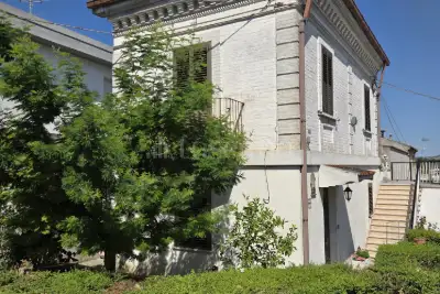 Casa Indipendente in vendita, Via Fiume Tavo, Cappelle sul Tavo