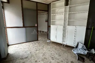 Attività Commerciale in affitto, Via della Repubblica, Contigliano