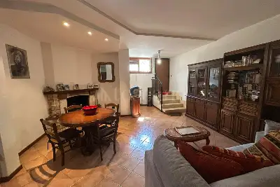 Villa in vendita, Via Lavarone, Roma