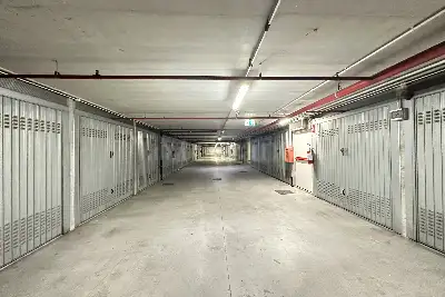 Box in vendita, Via Savona, Milano