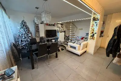 Villino a Schiera in vendita, Via Passo Buole, Fiumicino