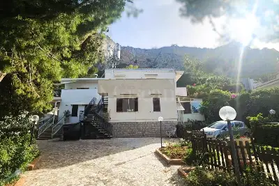 Villa in vendita, Lungomare Cristoforo Colombo, Palermo