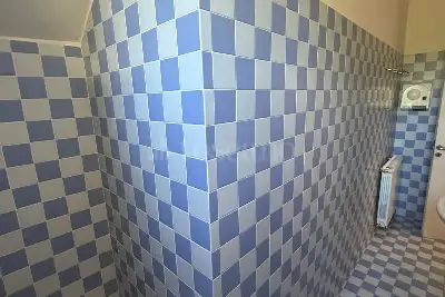 Negozio in affitto, Via della Chiusa, Calenzano