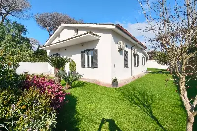 Villa in vendita, Via Torcegno, Roma