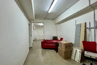 Laboratorio in vendita, Via Montepulciano, Roma