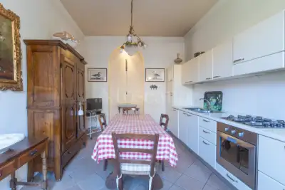 Casa in vendita, Via Correggio, Milano