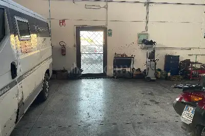 Capannone in vendita, Via dei Castelli Romani, Pomezia