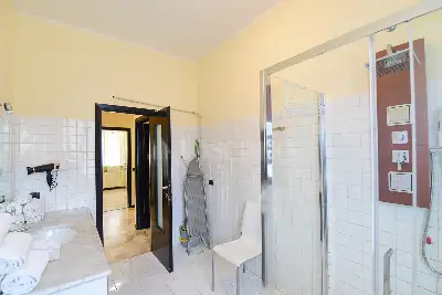 Casa in vendita, Largo Ceresio, Como