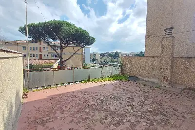 Villino a Schiera in vendita, Via Calcinaia, Roma