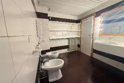 Casa in vendita, Via Sant'Isaia, Bologna