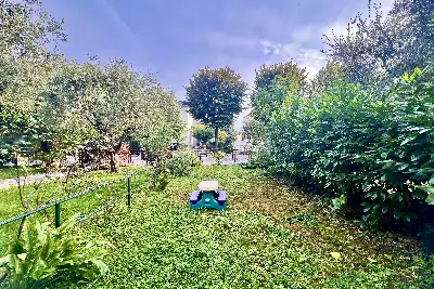 Casa in vendita, Via Michelangelo , Desenzano del Garda