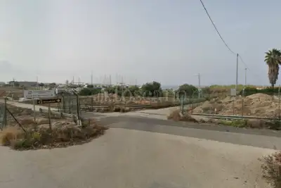 Agricolo in affitto, Via Stentinello, Siracusa
