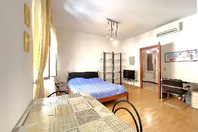 Casa in vendita, Via Caprese, Roma