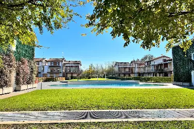 Casa in vendita, Lungolago Giuseppe Garibaldi, Peschiera del Garda