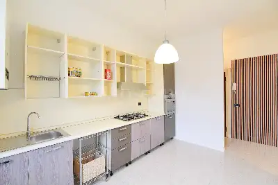 Casa in vendita, Via Bellinzona, Como