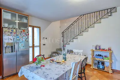 Villa in vendita, Via Vecchia Tramvia, Cunardo