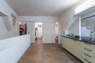 Loft in vendita, Viale Emilio Caldara, Milano