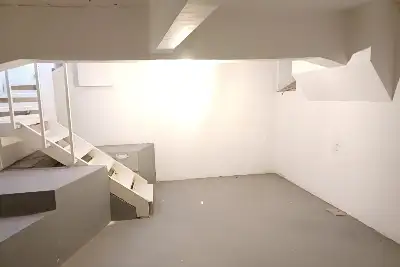 Negozio in vendita, Via Romanello da Forlì, Roma