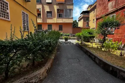 Casa in vendita, Via Enrico Carano, Roma