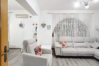 Villa Bifamiliare in vendita, Via Giuseppe Nigra, Sassari