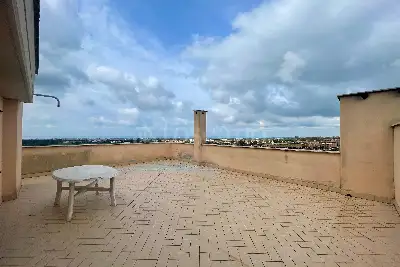 Attico in vendita, Via Giuseppe Saragat, Pomezia