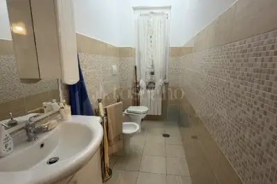 Villino a Schiera in vendita, Viale Paride, Ardea