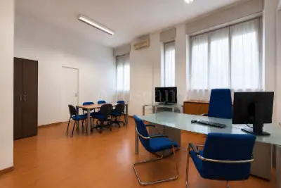 Negozio in vendita, Via Friuli, Milano
