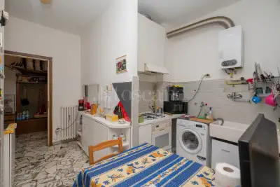 Casa in vendita, Via Francesco Arese 20, Milano