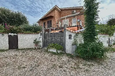 Casa in vendita, Via Grottammare, Fiumicino