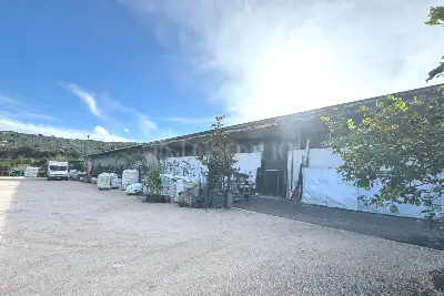 Capannone in vendita, Via Scalo Ferroviario 501B, Sonnino, Sonnino