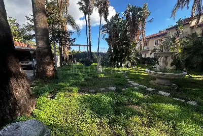 Villa in vendita, Via Giosuè Carducci, San Giovanni la Punta