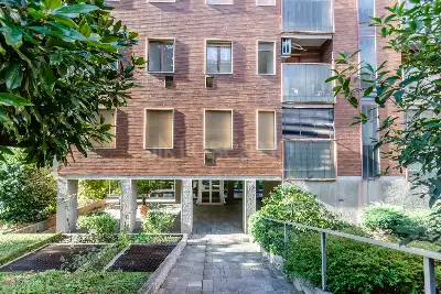 Casa in vendita, Via Lario, Milano