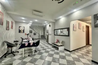 Attività Commerciale in vendita, Piazza San Giovanni Bosco, Roma