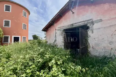 Magazzino in vendita, Via di Campo Salino, Fiumicino