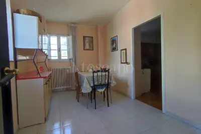 Villino a Schiera in vendita, Via dell'Aquila 13, L'Aquila